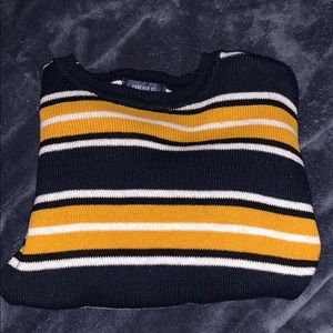Forever 21 Sweaters - Long sleeve sweater Forever 21 Sweaters - Long sleeve sweater